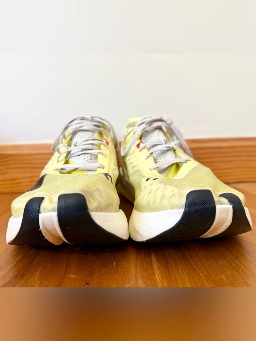 On Running Men's Cloudboom Strike Sneakers | Size 8 (EU 41)